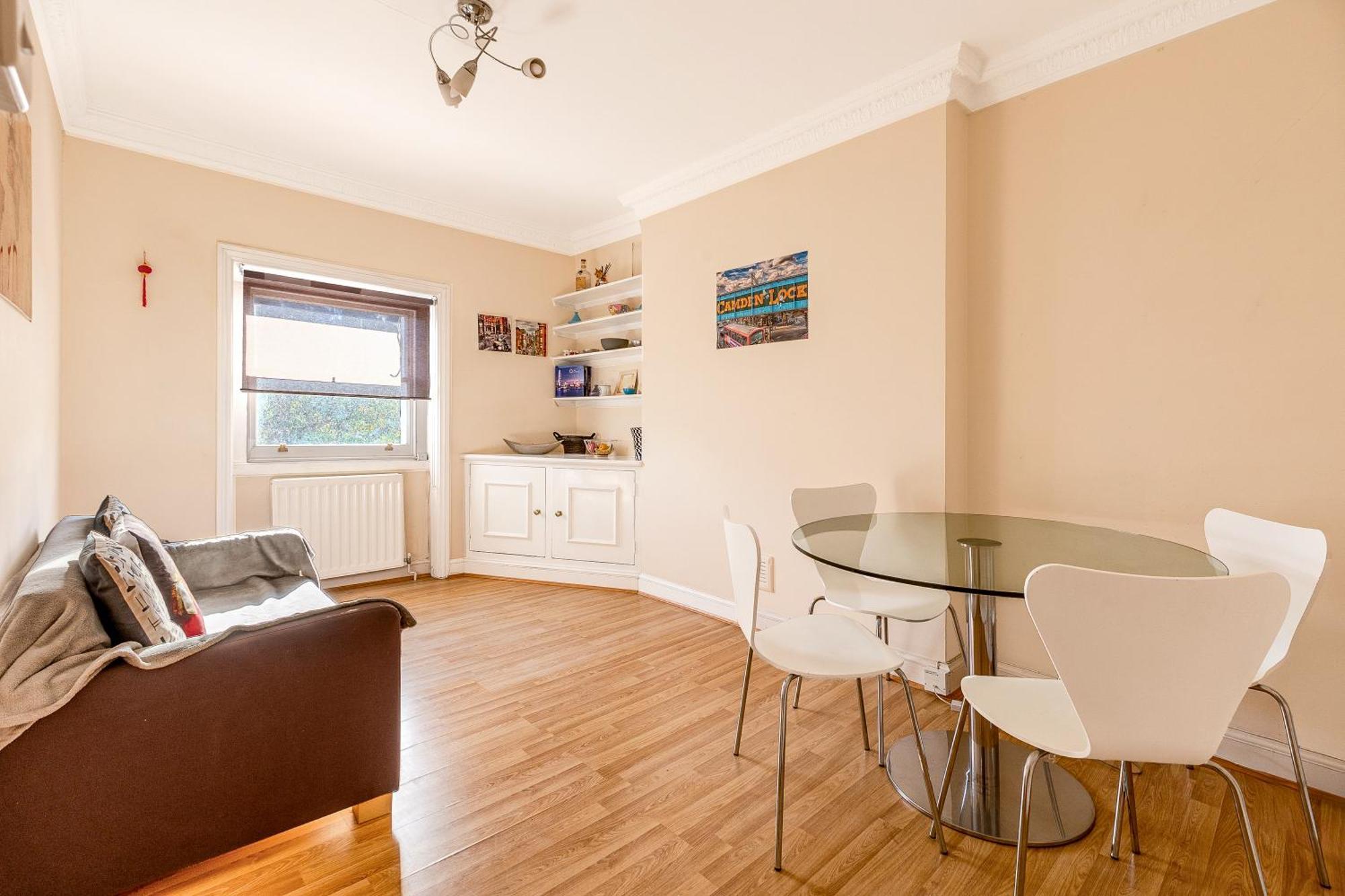 Comfy 1br Flat, 5 Minutes Chalk Farm Tube Appartamento Londra